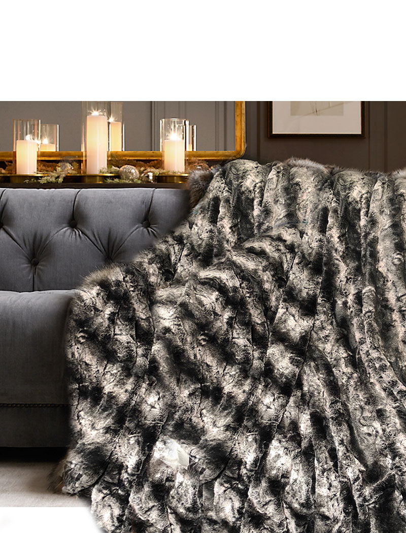 Luxurious Chinchilla Faux Fur Throw - Image 3