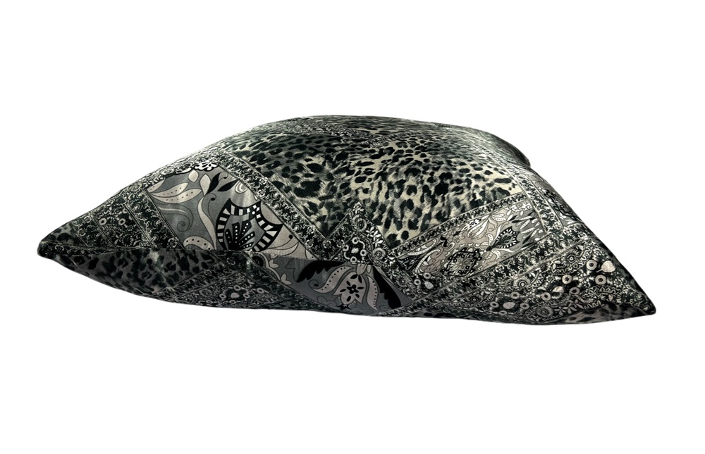 Luxurious artisanal decorative silk pillow with a silver and black geometric leopard and imperial mixed design - Image 2