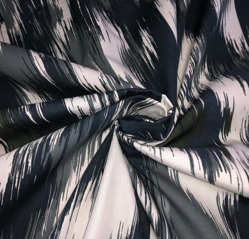 100% Cotton Ivory and black IKAT print(per meter)